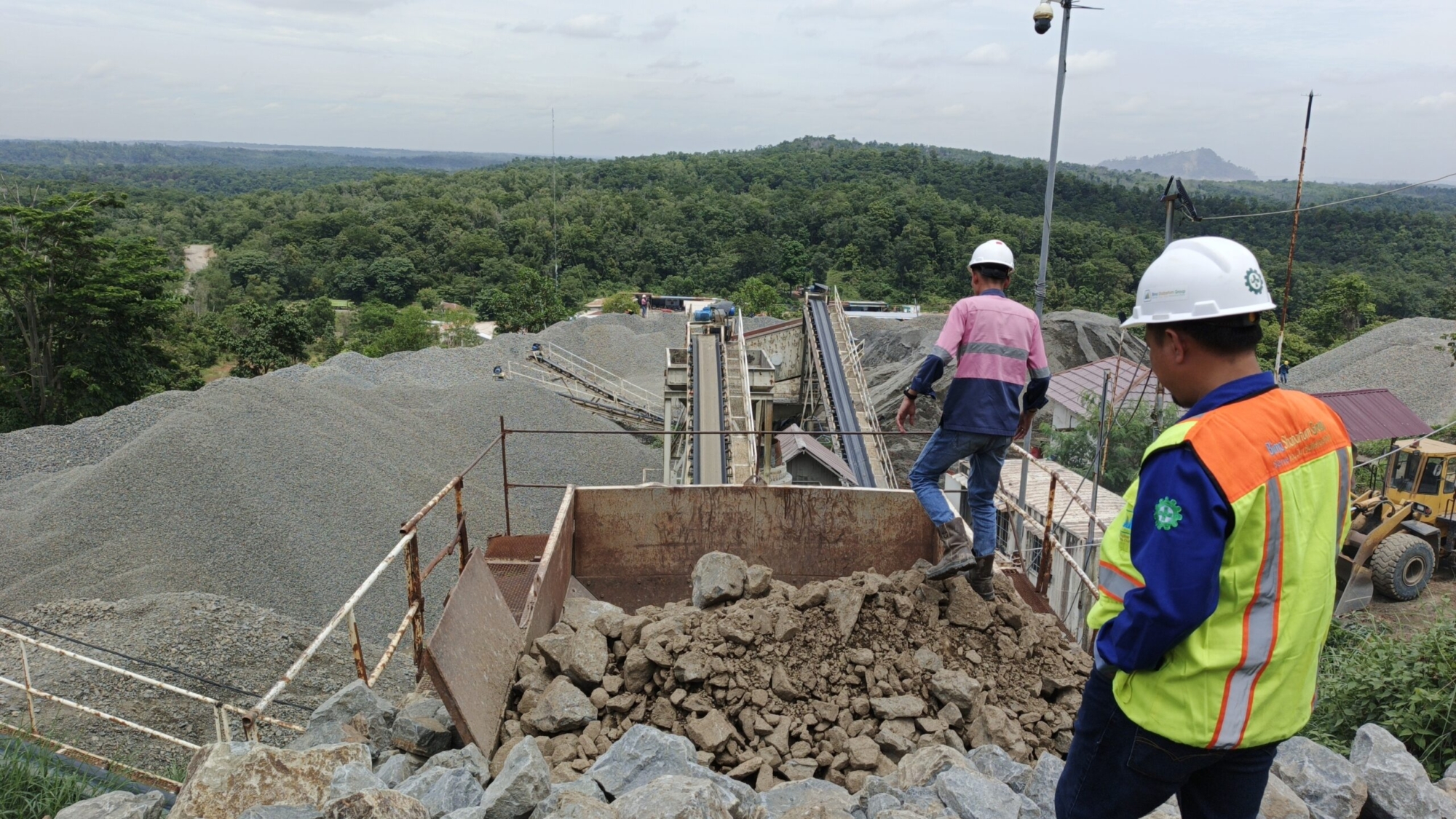 Perusahaan Kontraktor Pertambangan dan Konstruksi